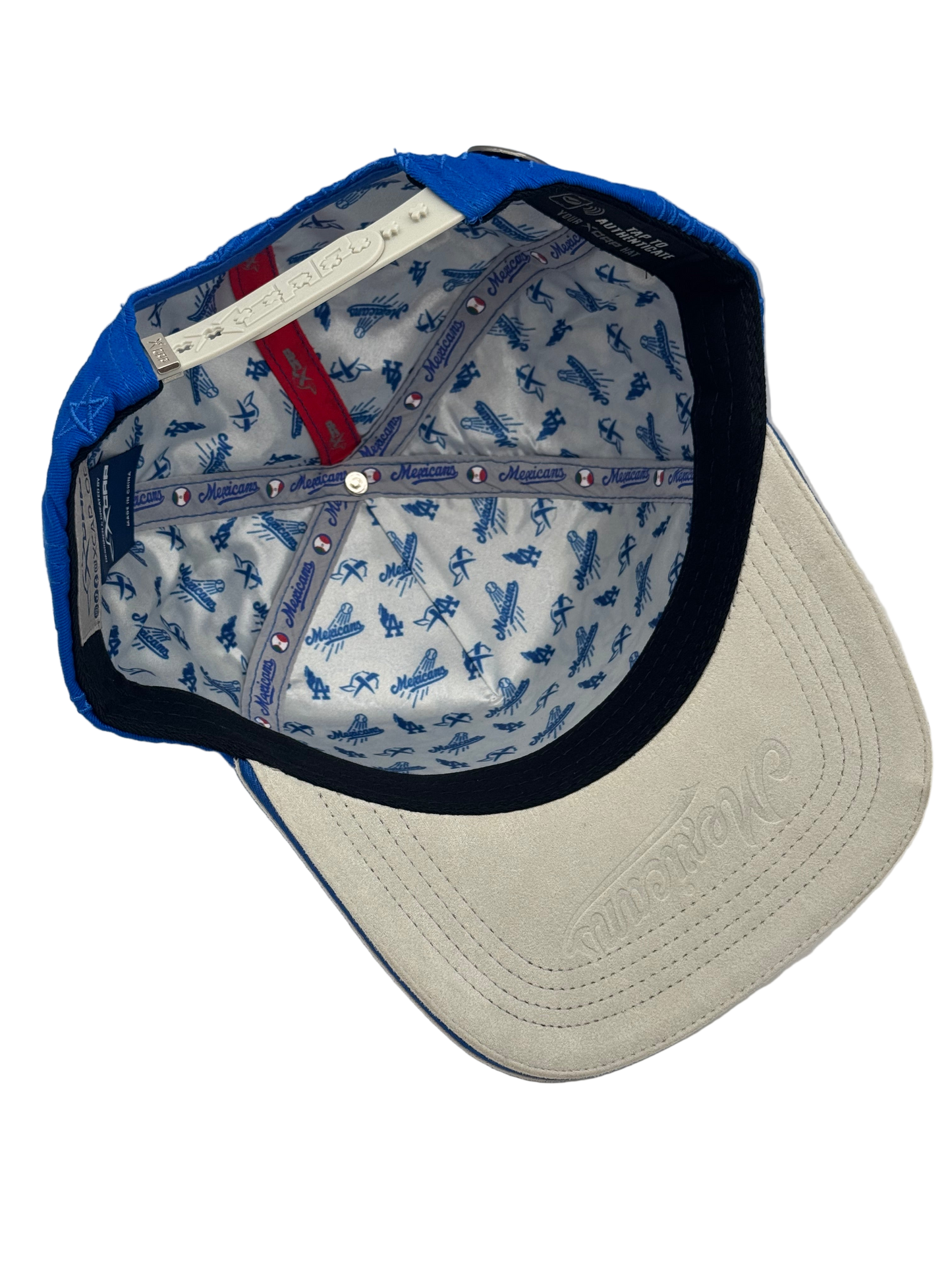 LA Chingones Azul/Bordada XC